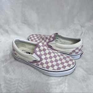 Vans checkered flats pink checkered pattern hardly worn new condition size 8.5w